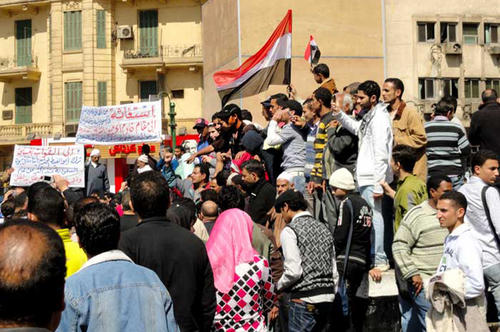 Als „Facebook-Revolution“ bezeichneten deutsche Medien die ägyptischen Proteste im sogenannten Arabischen Frühling, die auf dem Tahrir-Platz begannen. Hier ein Foto vom März 2011.