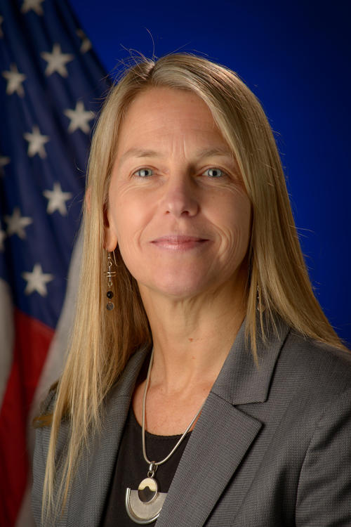 Dava Newman von der NASA spricht an der Freien Universität über die Möglichkeiten bemannter Marsmissionen.
