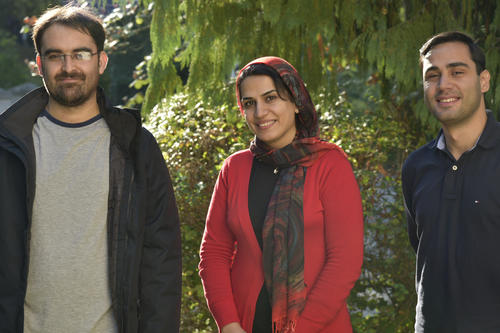 Tauqir Khan, Neda Khosravani und Başar Şirin (v.l.n.r.) promovieren an der Dahlem Research School und nehmen an der Welcome Week für internationale Doktorandinnen und Doktoranden teil.