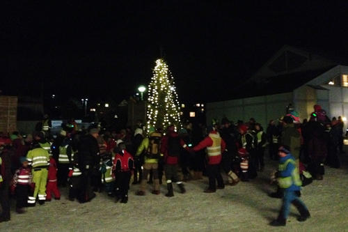 Norwegian tradition: The dance around the Christmas tree is a must - both during Advent and on Christmas itself.