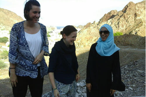 Miss Thuraya (right) guided Salome (center) and her roommate, Anne, who is also studying at Freie Universität, through Muscat.