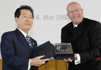Übergabe des Friedenspreises an Dr. Kim Dae-jung; Foto: David Ausserhofer