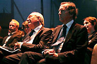 Professor Werner Väth (r.), a vice president of Freie Universität, and Professor Hans-Uwe Erichsen (l.), chair of the Board of Trustees, also attended.