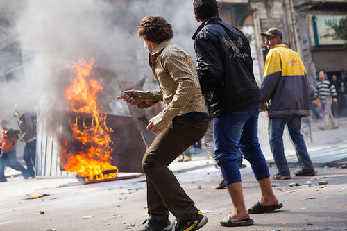 Unruhige Zeiten: Demonstrationen und Straßenschlachten, wie hier im November 2011, prägten das Stadtbild Kairos während des Arabischen Frühlings. Wohin die Proteste geführt haben, ist ein Thema bei der Langen Nacht.