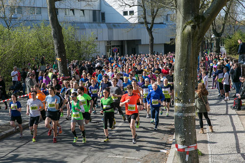 Im April dieses Jahres fand der erste Campus Run mit mehr als 700 Teilnehmern statt.