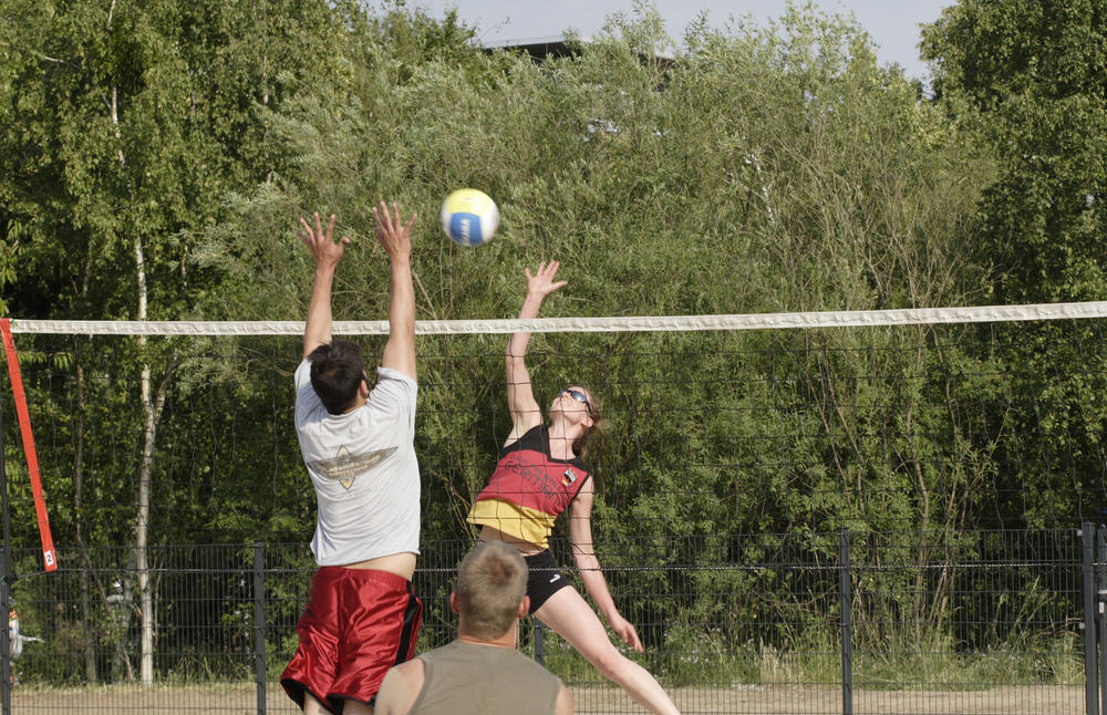 Beim Hochschulsport ist für jeden etwas dabei: von Volleyball über Tauchen bis Kanupolo.