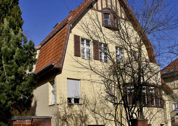 Das Institut für Judaistik an der Freien Universität ist die erste an einer deutschen Universität gegründete judaistische Lehr- und Forschungsstätte.