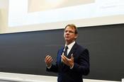 Ralph Lipp, Alumnus der Freien Universität, leitet die wissenschaftliche Abteilung des US-Unternehmens Noven Pharmaceuticals.