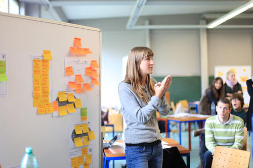 Bei einem zweitägigen Ideen-Workshop finden sich Teams und entwickeln ihre Geschäftsidee für den Funpreneur-Wettbewerb.