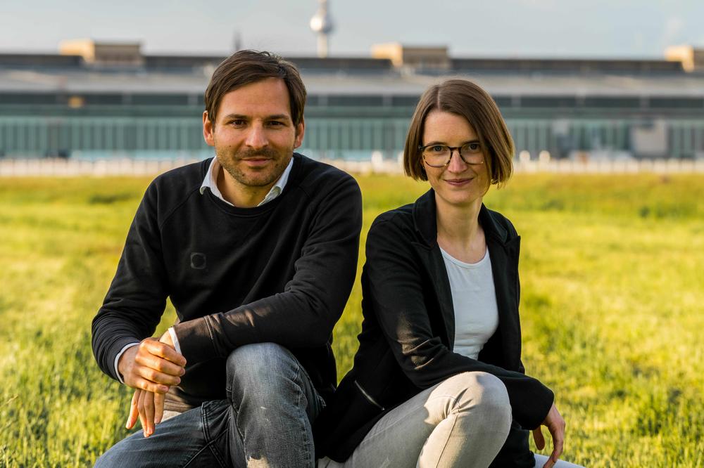 Die Köpfe hinter dem Gründungsprojekt "RooWalk": Maria Enge und Benjamin Pardowitz.