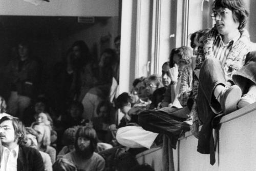 Überfüllter Hörsaal Anfang der 1980er Jahre