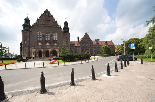 Das Collegium Minus beherbergt die Aula und das Rektorat der Adam-Mickiewicz-Universität in Poznan (Posen)