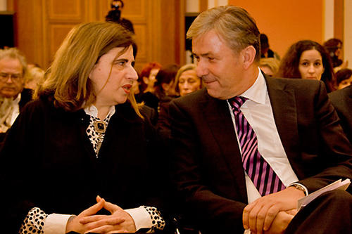 Sibylle Lewitscharoff, Trägerin des Berliner Literaturpreises, und Klaus Wowereit, Regierender Bürgermeister von Berlin
