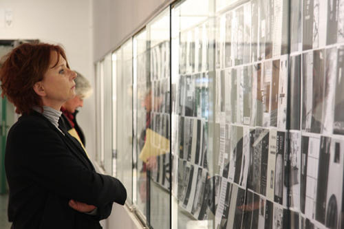 Die Werke des Künstlers Wolfgang Nieblich sind noch bis zum 29. April 2010 zu sehen: in der Universitätsbibliothek der Freien Universität Berlin