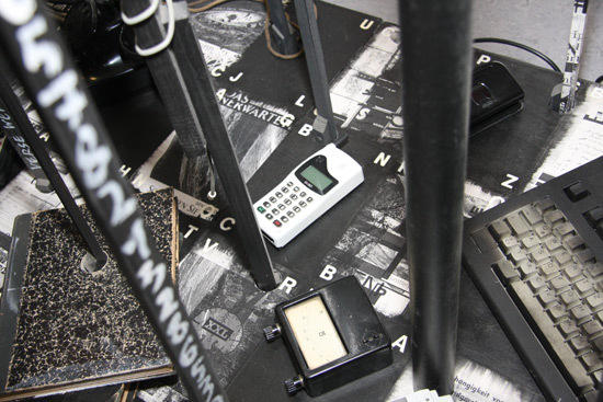Fragmente der Installation "The Black Forest oder Der Medienwald"