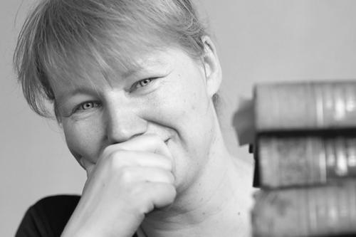Rita Gudermann hat Holzstiche archiviert