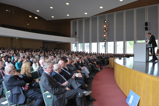 Die Amtseinführung des Präsidenten der Freien Universität Prof. Peter-André Alt fand im Audimax des Henry-Ford-Baus statt