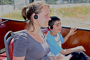 Mentor and mentee: Antonia and Eren on their tour through Berlin.