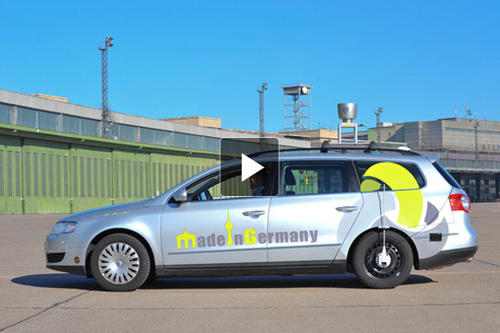 Auto der Zukunft: Ein umgebauter VW Passat, den die Informatiker der Freien Universität zu einem selbstständig fahrenden Auto ("Made in Germany") entwickelt haben.