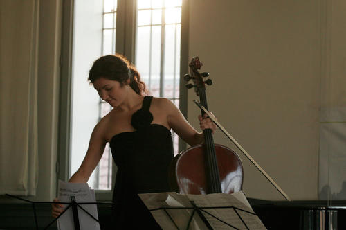 Eine der Cellistinnen des Abends: Natalia Costiuc.