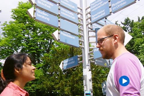 Vom „Berlin Brain“ bis zum Hochschulrechenzentrum „Zedat“: Die Studierenden Charnita und Adam laden zu einem filmischen Rundgang über den Campus Dahlem ein.