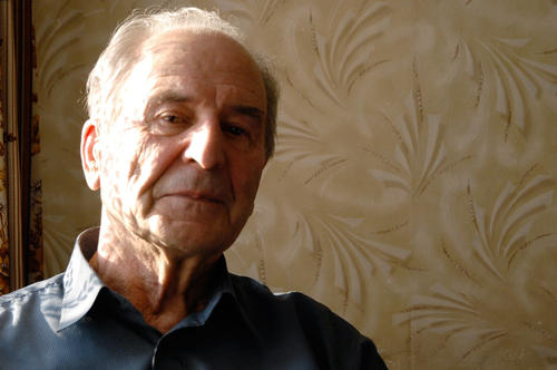 Erzählen gegen das Vergessen: Boris Popow, 90 Jahre alt, berichtet jungen Menschen von seinen Erlebnissen als sowjetischer Kriegsgefangener in deutschen Lagern während des Zweiten Weltkriegs.