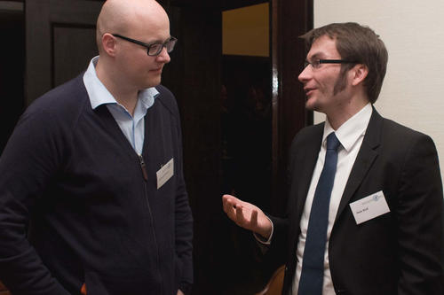 Wirtschaftswissenschaftler trifft Juristen: BWL-Professor Leonhard Dobusch und Zivilrechtsprofessor Maik Wolf.