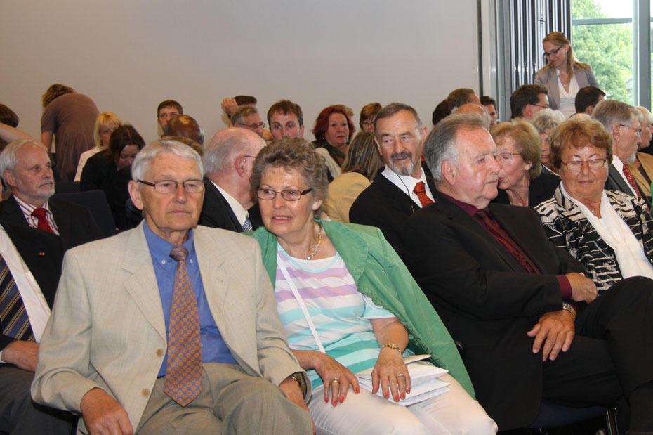 Zur Feier ihrer Goldenen Promotion kamen viele Alumni der Freien Universität nach 50 Jahren zurück an ihre Alma Mater