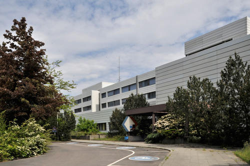 Aus dem ehemaligen US-Militärhospital an der Dahlemer Fabeckstraße 62 soll das Technologie- und Gründungszentrum Südwest werden.