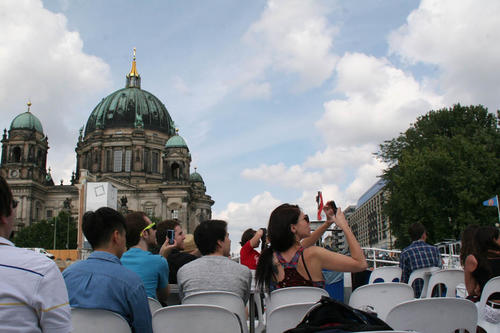 Auf der Tour sahen die Studierenden viele historische Gebäude.