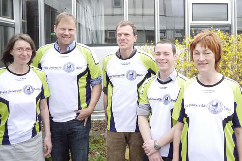 Susanne Heinze-Drinda, Hauke Heekeren, Harm Kuper, Florian Hoch und Petra Gips (v.l.n.r.) freuen sich auf den Firmenlauf.