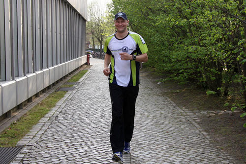 Trainieren für den Firmenlauf: Professor Salah Amasheh verstärkt dieses Jahr das Läuferteam der Freien Universität