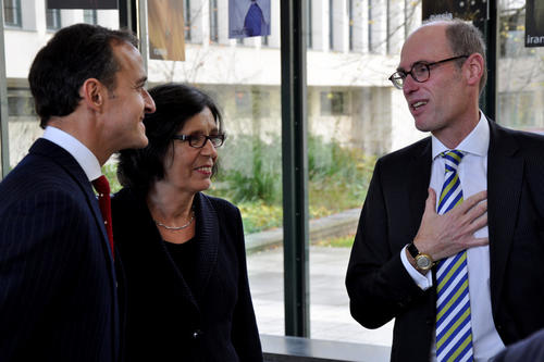 Frédéric Mion, Direktor von Sciences Po, Sabine von Oppeln, Professorin für Politikwissenschaft, und Professor Peter-André Alt, Präsident der Freien Universität Berlin (v.l.n.r.).