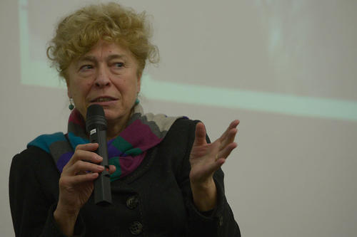 Gesine Schwan kam 1962 an die Freie Universität. Sie studierte Romanistik, Geschichte, Philosophie und Politikwissenschaft. Später wurde sie Professorin für Politikwissenschaft am Otto-Suhr-Institut.