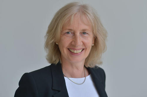 Dr. Anita Runge, Geschäftsführerin des GenderNet an der Freien Universität, wünscht sich in der Genderforschung einen stärkeren Austausch zwischen Wissenschaftlern aus westlichen und nicht-westlichen Ländern, etwa Asien, Südamerika oder Afrika.