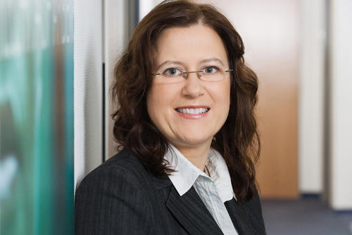 Beate Rudolf, Direktorin des Deutschen Instituts für Menschenrechte, hält den Festvortrag bei der Feier an der Freien Universität Berlin zum Internationalen Frauentag am 8. März.