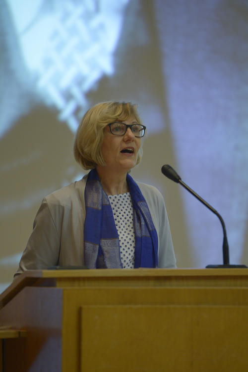 Die Züricher Literaturwissenschaftsprofessorin Barbara Naumann hielt eine der beiden Festreden. Die Lämmert-Schülerin beschrieb Eberhard Lämmerts Gestaltungsenergie mit dem Begriff der „institutionellen Phantasie“.