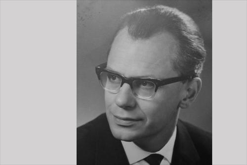 Jurij Striedter 1960 an der Freien Universität, wo er sich habilitierte und von 1961 bis 1966 als Professor für Slawistik wirkte.