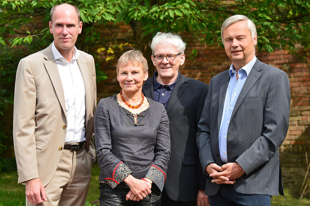 Die Hochschulpräsidenten (v.l.) Peter-André Alt (Freie Universität), Sabine Kunst (Humboldt-Universität), Karl Max Einhäupl (Charité) und Christian Thomsen (Technische Universität).