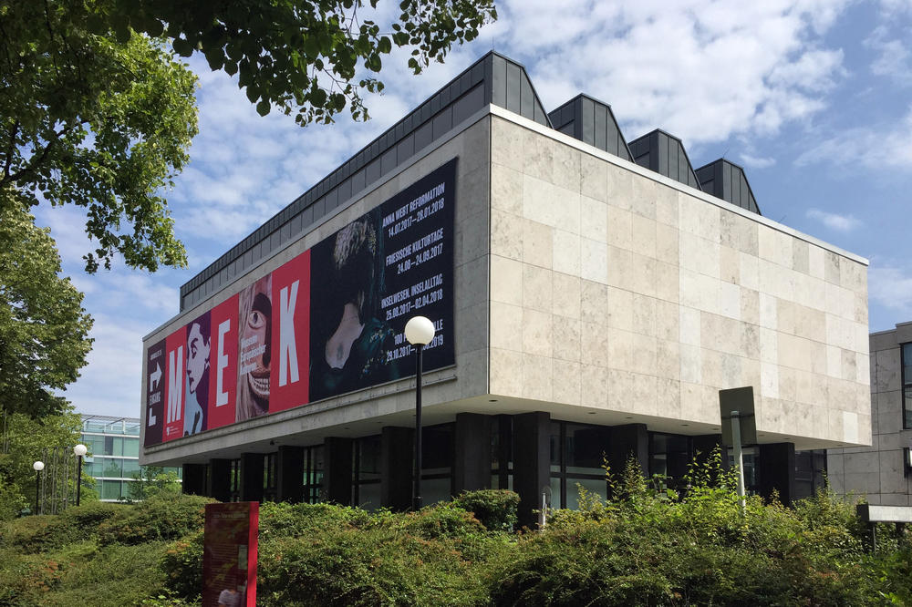 Dahlem neu denken: Wie die freigewordene Fläche durch die Übersiedelung der Sammlungen ins Humboldt-Forum genutzt wird, wird derzeit diskutiert. Das Museum Europäischer Kulturen (MEK) verbleibt in Dahlem.