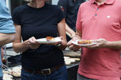 ... mit Bratwurst,...