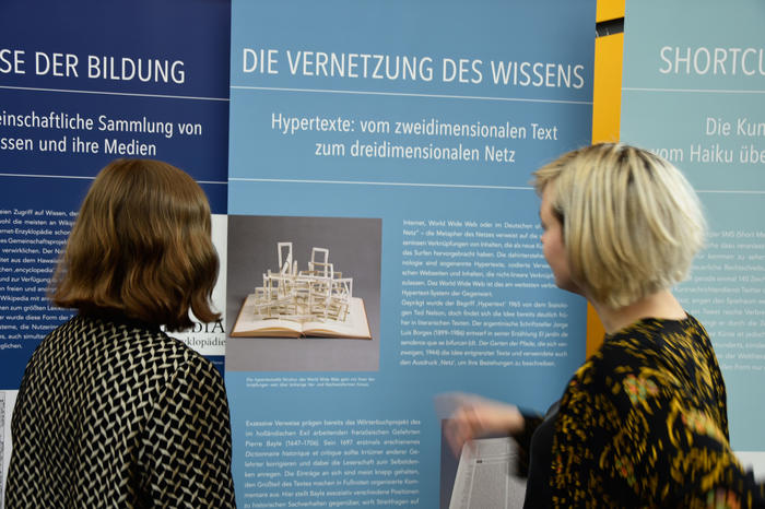 home office ideen die cool sind arbeitsplatz die ausstellungstafeln zeigen dass vieles was heute unter dem schlagwort der digitalisierung diskutiert wird freie universität berlin homepage home office ideen die cool sind arbeitsplatz die ausstellungstafeln zeigen dass vieles was heute unter dem schlagwort der digitalisierung diskutiert wird freie universität berlin homepage