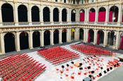 Stimmungsvolle Kulisse: Das Sinfonieorchester trat im Lichthof des Palais Universitaire de Strasbourg auf.