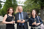 Unter den Gästen beim Sommerfest waren unter anderem Yasmin Fischdick, Geschäftsführerin der ERG GmbH (l.), Peter Lange, Vorsitzender der ERG, Beate Hammers, Abteilungsleiterin Abt. V (r.)...