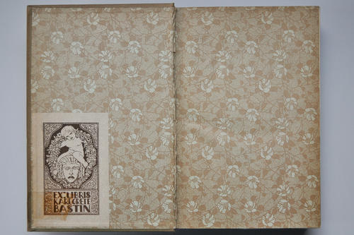 Dr. Karl Bastin (1882–1960) and Margarete Bastin (1883–1968) survived the Third Reich in hiding; their property was confiscated. Thus far, it has not been possible to identify the heirs to the two books now held by the University Library.