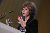 Die französische Mikrobiologin Emmanuelle Charpentier, Trägerin des Berliner Wissenschaftspreises 2018, hielt die Einstein Lecture an der Freien Universität.