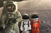 Traumberuf Raumfahrer?! Bei der Langen Nacht der Wissenschaften konnten Kinder am Stand der Planetologie und Fernerkundung schon mal die Anzüge anprobieren.
