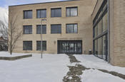 ... Studierenden-Service-Center in der Iltisstraße ist es nur ein Steinwurf.
