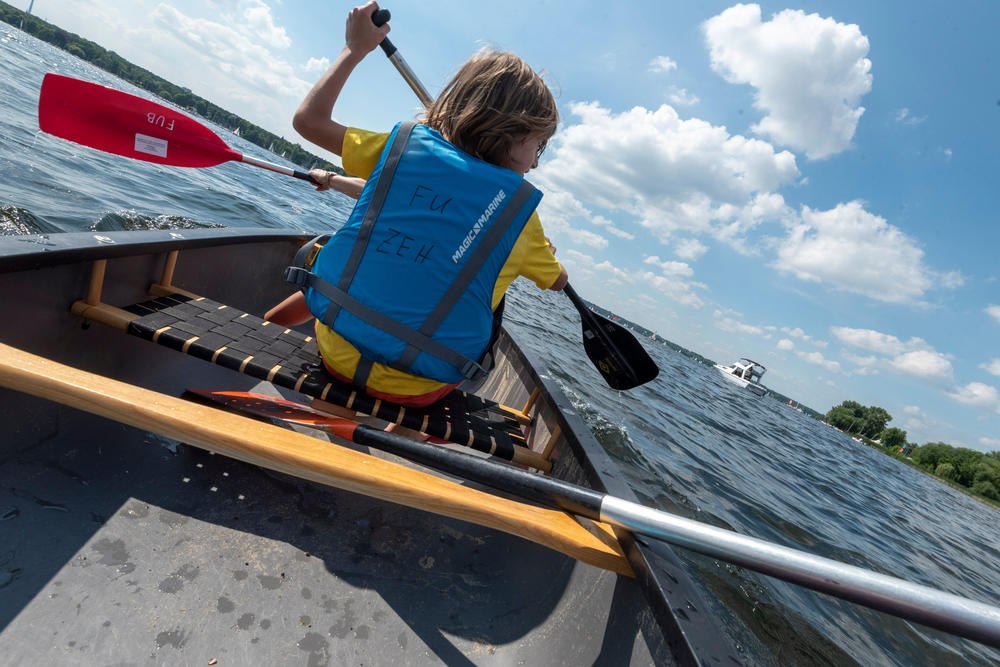 Dank Unisport möglich: Kanufahren am Wannsee.