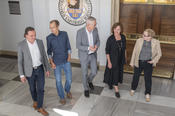 Im Sommer nahm das neu gewählte Präsidium der Freien Universität  Berlin seine Arbeit auf (v.l.n.r.): Prof. Georg Bertram, Prof. Sven Chojnacki, Prof. Günter M. Ziegler, Prof. Petra Knaus, Prof. Verena Blechinger-Talcott